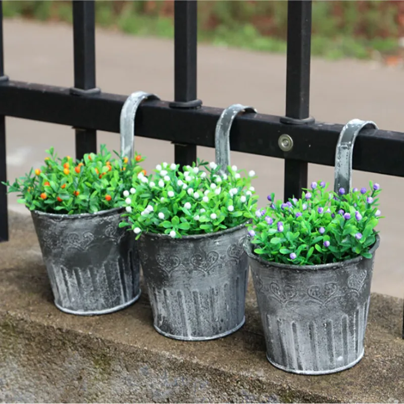WCIC Vintage Metal Flower Pots Hanging Garden Pots Planters Iron Storage Basket with Hooks Balcony Wall Vertical Hang Buckets 15