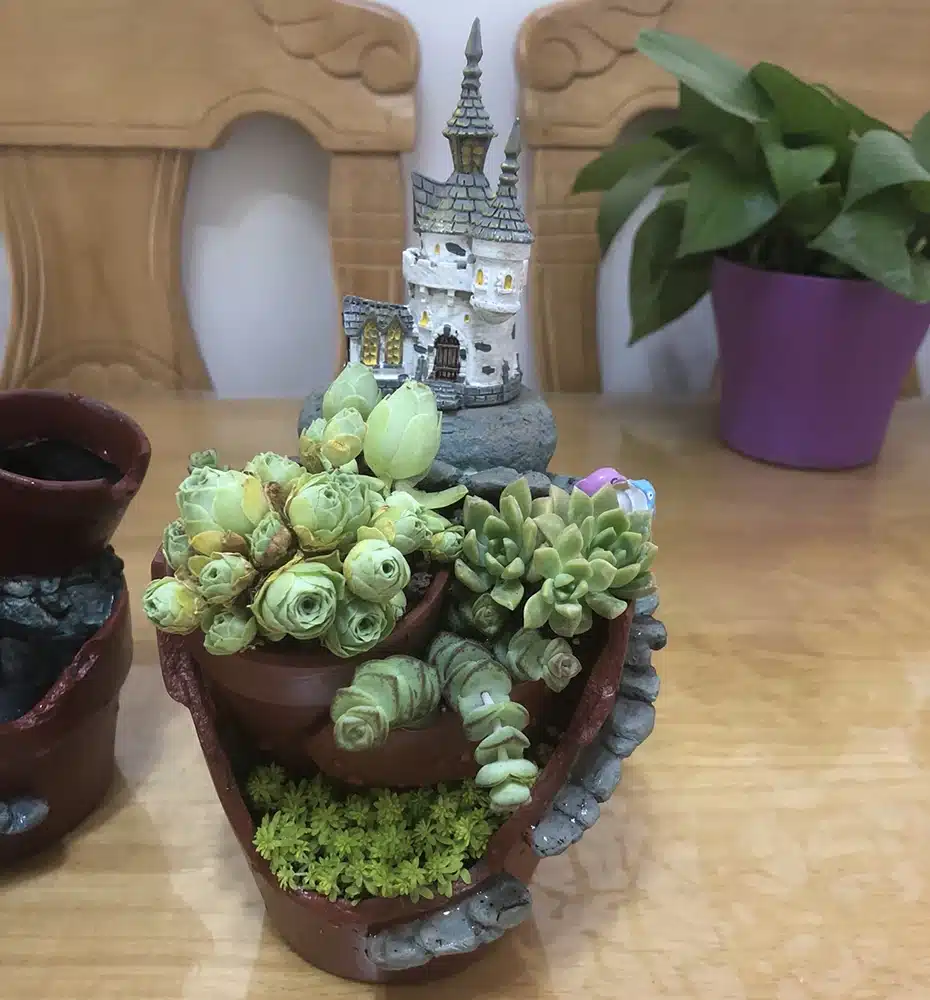 Creative Castle House Shaped Resin Garden Pot New Novelty Bonsai Plant Flower Pot for Rural House Planter Office Desk Decoration 13
