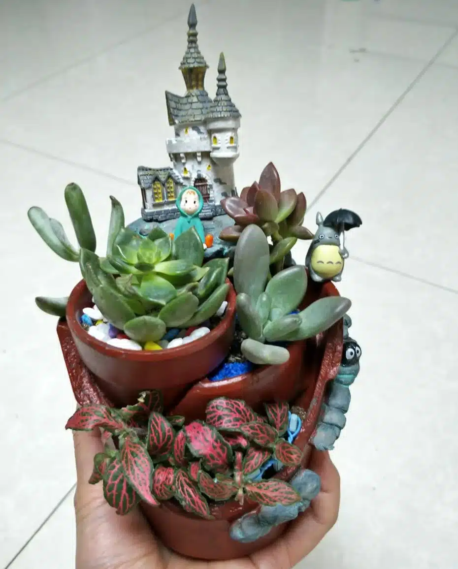 Creative Castle House Shaped Resin Garden Pot New Novelty Bonsai Plant Flower Pot for Rural House Planter Office Desk Decoration 15