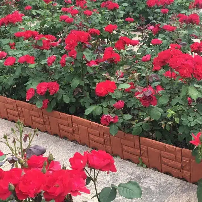 Garden Brick Cement Fence Cement Stone Mold Concrete Flower Courtyard Lawn Mould Maker 25