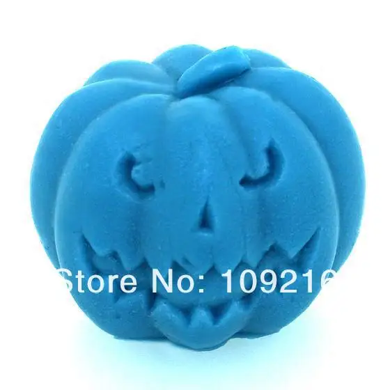 wholesale!!!New 3D Pumpkin with Buck-Toothed (LZ0113) Silicone Handmade Candle Mold Crafts DIY Mold 1