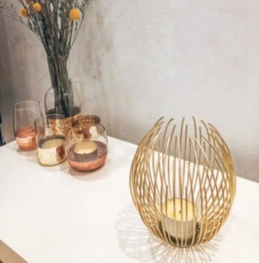 Creative Scandinavian Style Lightweight Candlestick Table Romantic Candlelight Dinner Props European Style Wedding Candle Holder 12