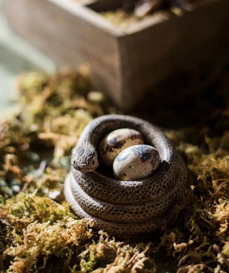 snake design distressed concrete decorative tea light candle holders 13
