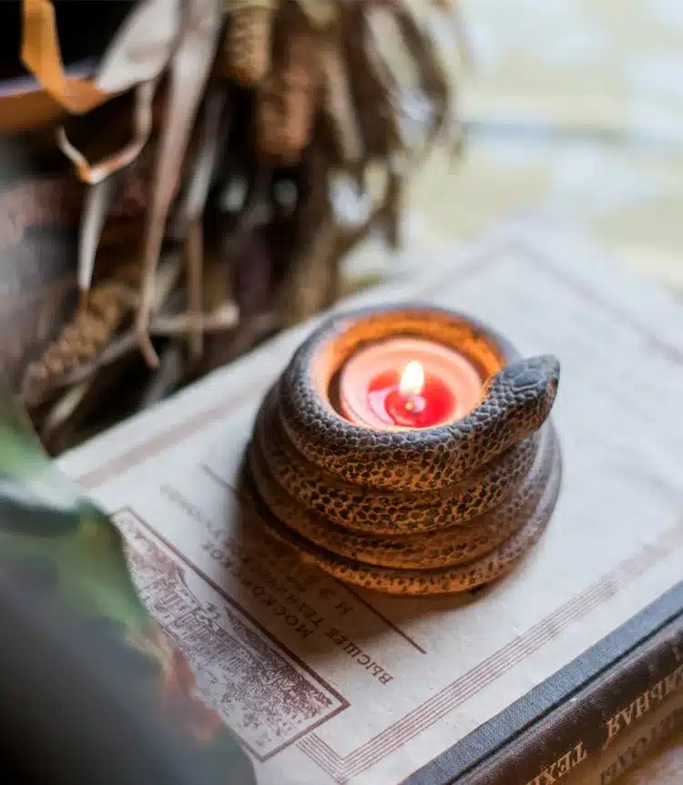 snake design distressed concrete decorative tea light candle holders 14