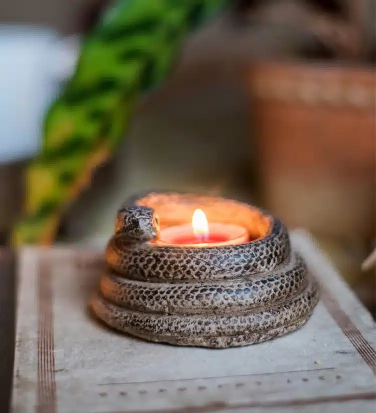 snake design distressed concrete decorative tea light candle holders 15