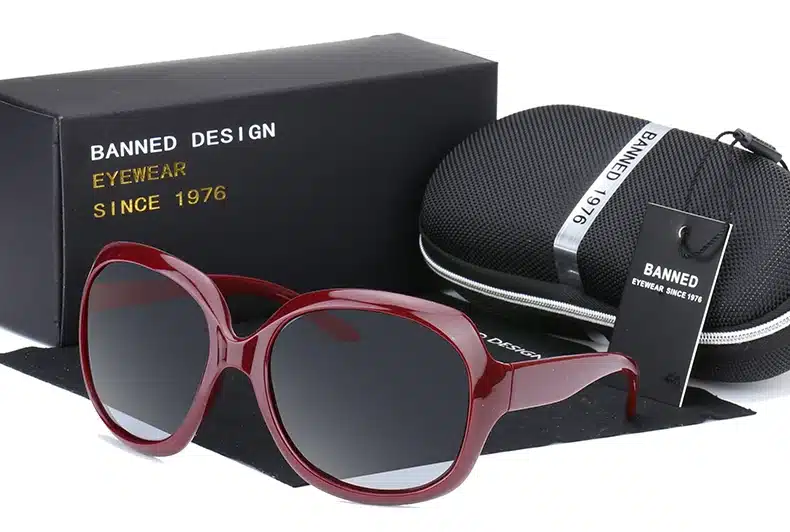 BANNED 1976 Brand Fashion Sunglasses Women Luxury Designer Vintage Sun glasses 2017 Female Rivet Shades Big Frame Style Eyewear 37