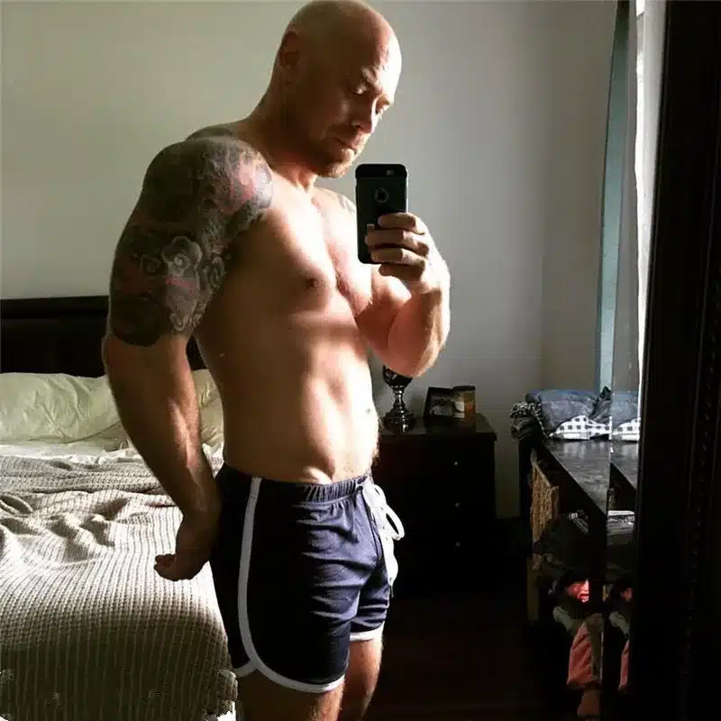 Mens summer new fitness shorts Fashion compression Fast drying gyms Bodybuilding Joggers shorts Slim fit clothing Sweatpants 17