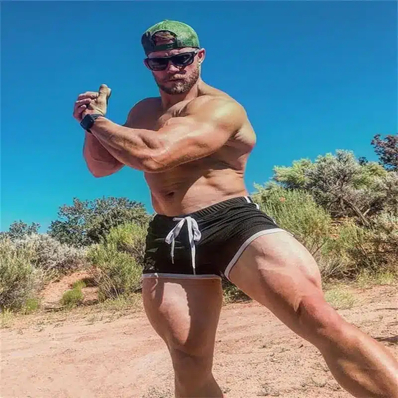Mens summer new fitness shorts Fashion compression Fast drying gyms Bodybuilding Joggers shorts Slim fit clothing Sweatpants 23