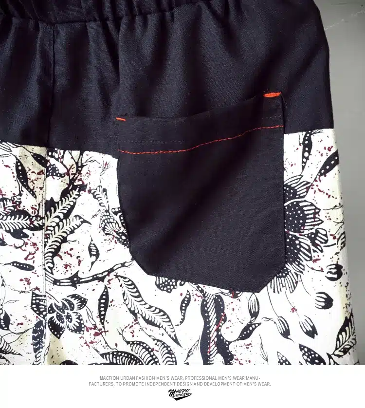 Men and women models leisure shorts fashion cotton and linen stitching 2019 summer brand beaded flowers printed beach shorts 29