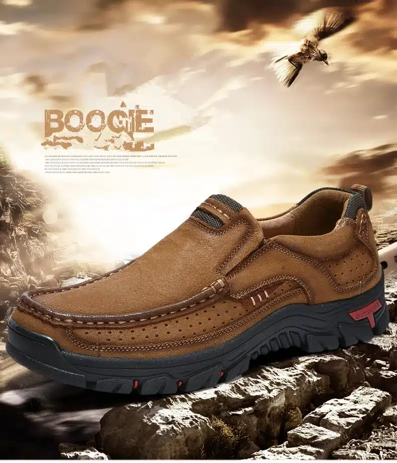 High Quality 2019 New Men Comfortable Sneakers Waterproof Shoes Leather Sneakers Fashion Casual Shoes Male Plus Size 38-48 4