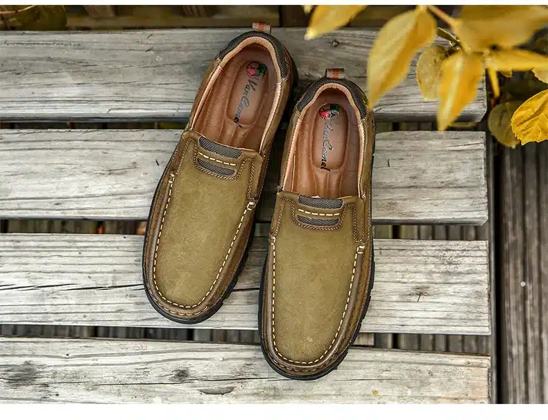 High Quality 2019 New Men Comfortable Sneakers Waterproof Shoes Leather Sneakers Fashion Casual Shoes Male Plus Size 38-48 15