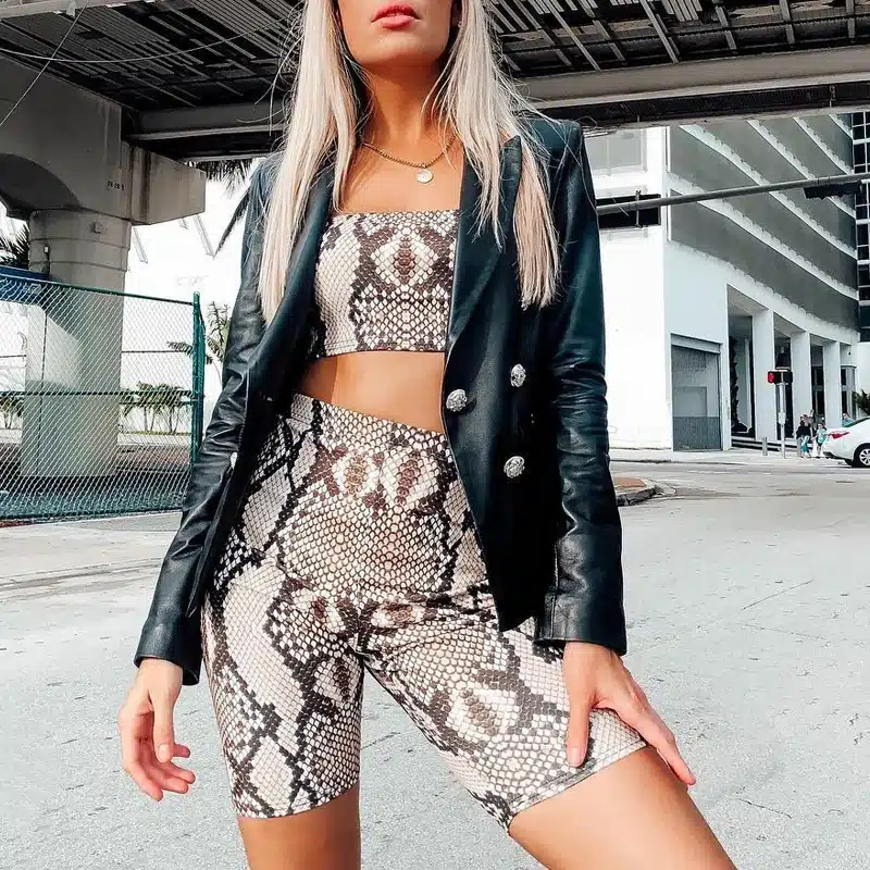Hugcitar snake skin crop top sexy tank top shorts 2 pieces sets 2018 summer autumn women fashion elastic sportswear female set 9
