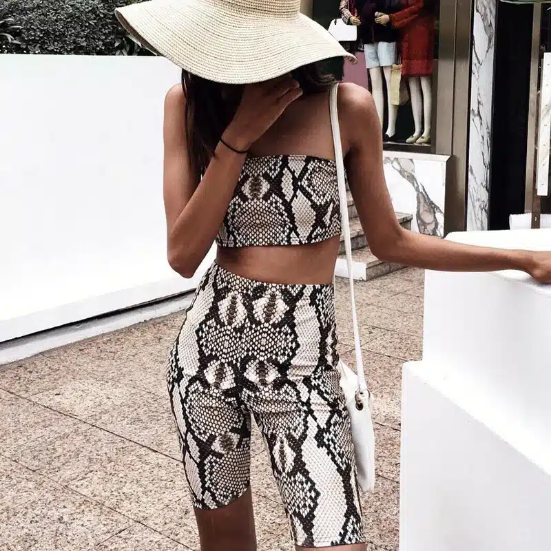 Hugcitar snake skin crop top sexy tank top shorts 2 pieces sets 2018 summer autumn women fashion elastic sportswear female set 13