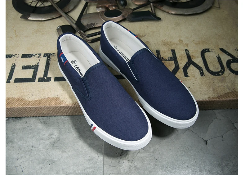 Men Canvas Shoes Simple Casual Mens Loafers 2018 Autumn High Quality Anti-Slip Comfortable Vulcanized Shoes Man Flats Size 35-47 20