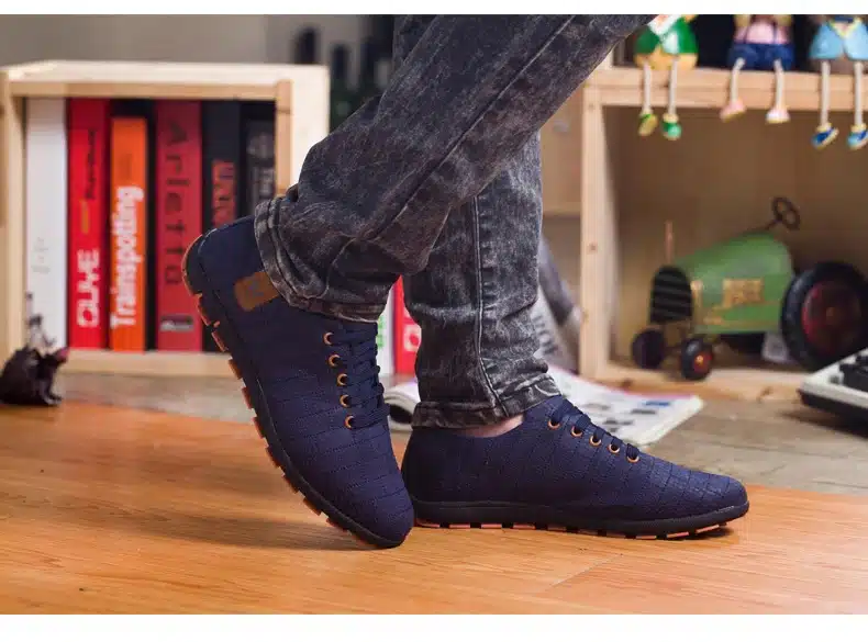 Spring/Summer Men Shoes Breathable Mens Shoes Casual Fashion Low Lace-up Canvas Shoes Flats Zapatillas Hombre Plus Size 45,46,47 23