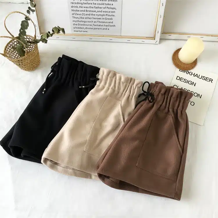 New Women Shorts Autumn and Winter High Waist Shorts Solid Casual Loose Thick Warm Elastic Waist Straight Booty Shorts Pockets 6
