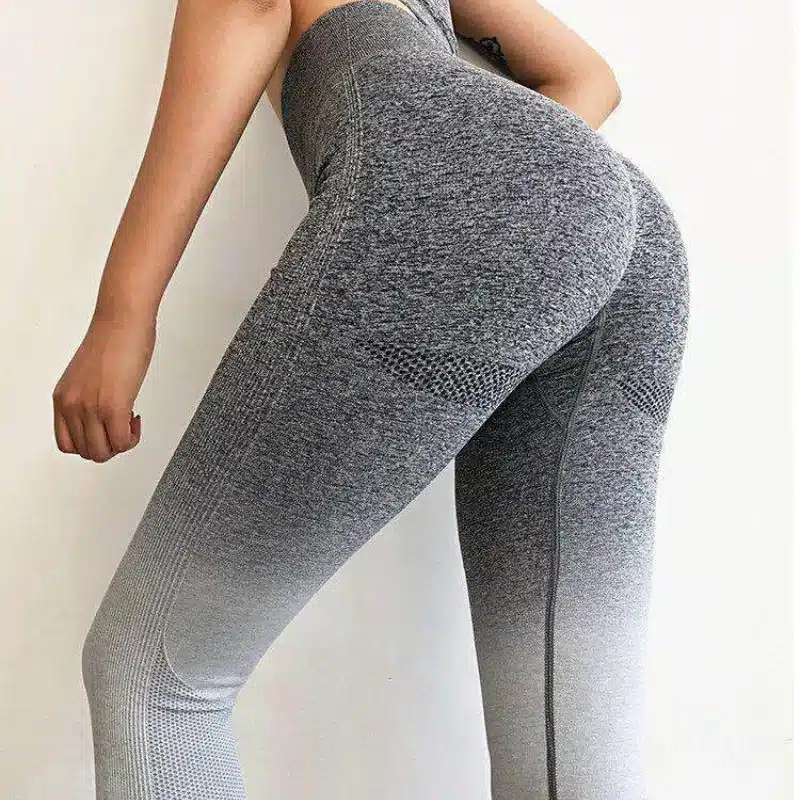 2019 New Yoga Set Women Long Sleeve Fitness Crop Top And Scrunch Butt Sport Leggings Ombre Seamless Gym Clothing Sport Suits 2pc 20