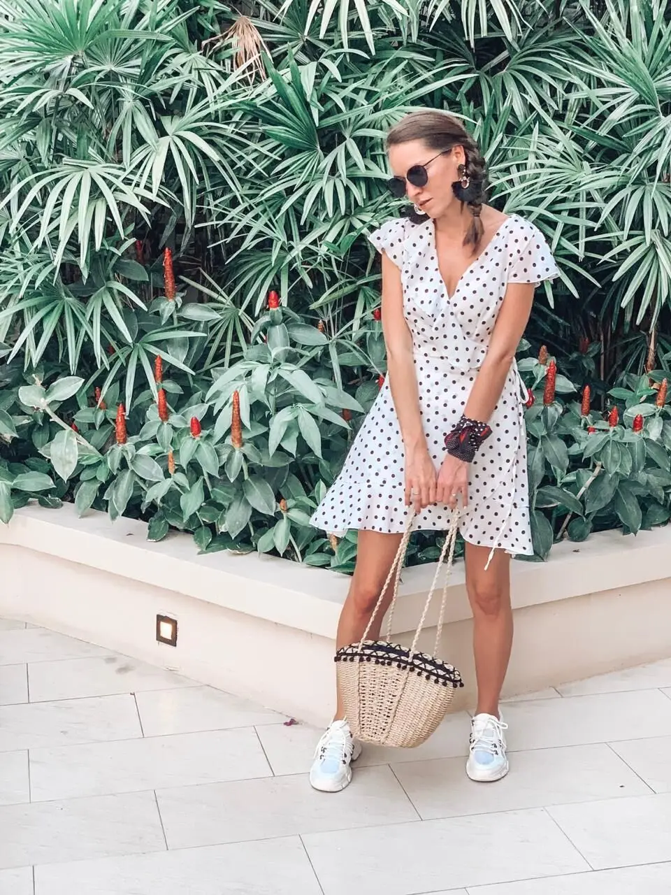 2019 Summer Polka Dot Wrapped Dress V Neck Ruffles Sexy Mini Dress Slim Bodycon Vacation Beach Smocks Korean Fashion 6