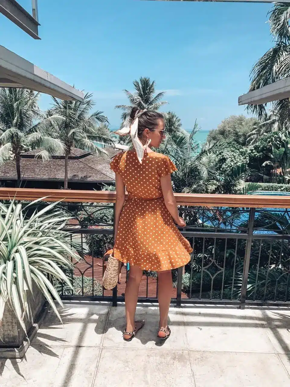 2019 Summer Polka Dot Wrapped Dress V Neck Ruffles Sexy Mini Dress Slim Bodycon Vacation Beach Smocks Korean Fashion 10