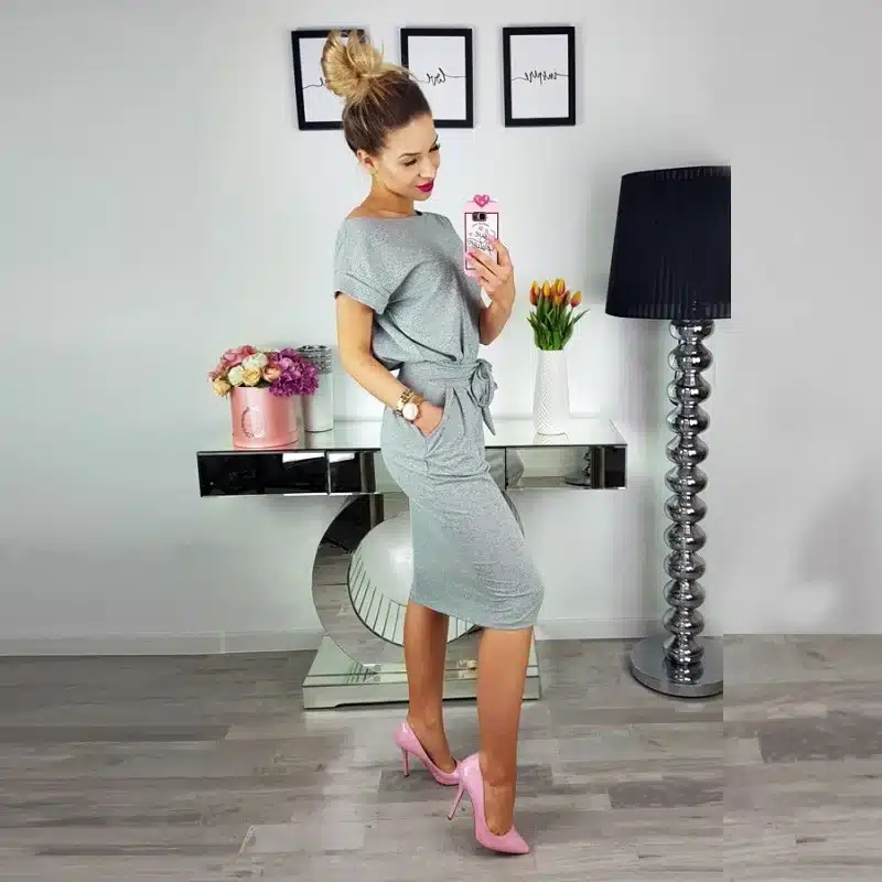 2019 New Summer Fashion Women Casual Short Sleeve O-Neck Straight Black Gray Blue Dress Loose Plus Size Pocket Cotton Midi Dress 27