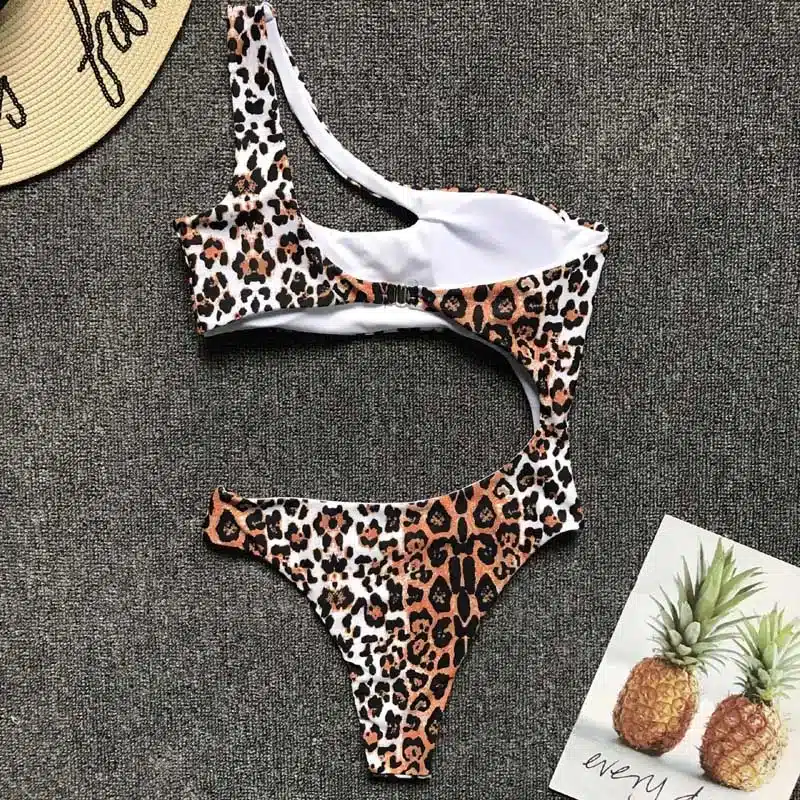 Swimwear Women 2019 New One Piece Solid Swimsuit Sexy High Cut Monokini Hollow Out Biquini One Shoulder Bathing Suit 3479 26