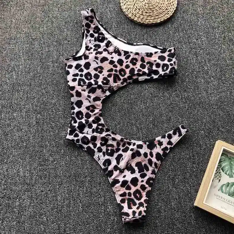 Swimwear Women 2019 New One Piece Solid Swimsuit Sexy High Cut Monokini Hollow Out Biquini One Shoulder Bathing Suit 3479 32