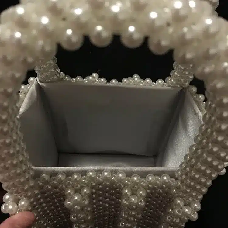 Pearls bag beaded box totes bag women party vintage handbag 2019 summer luxury brand white yellow blue wholesale drop shipping 26