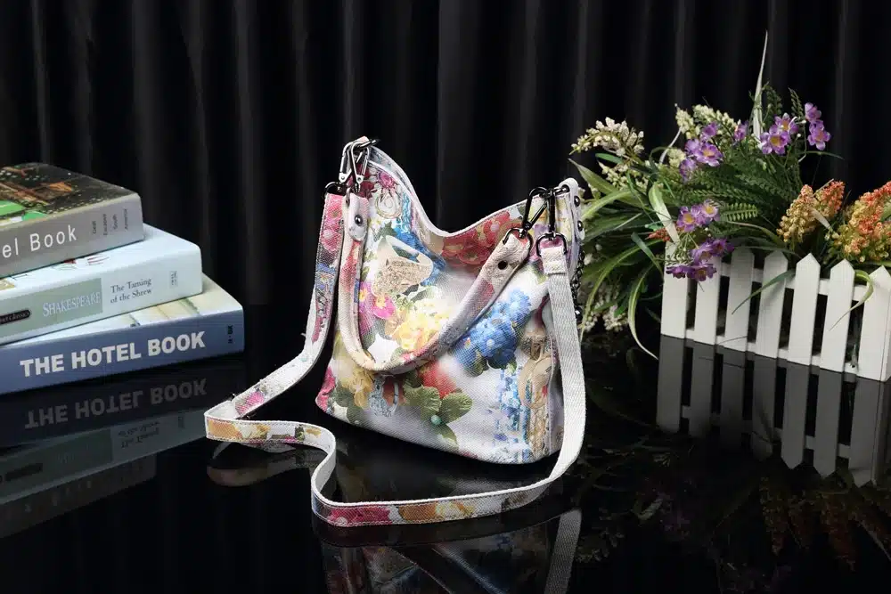 Arliwwi Brand High Class Shiny Floral REAL LEATHER Women Handbags Bags Fashion 2019 New Genuine Cow Leather Blossom Designer Bag 11