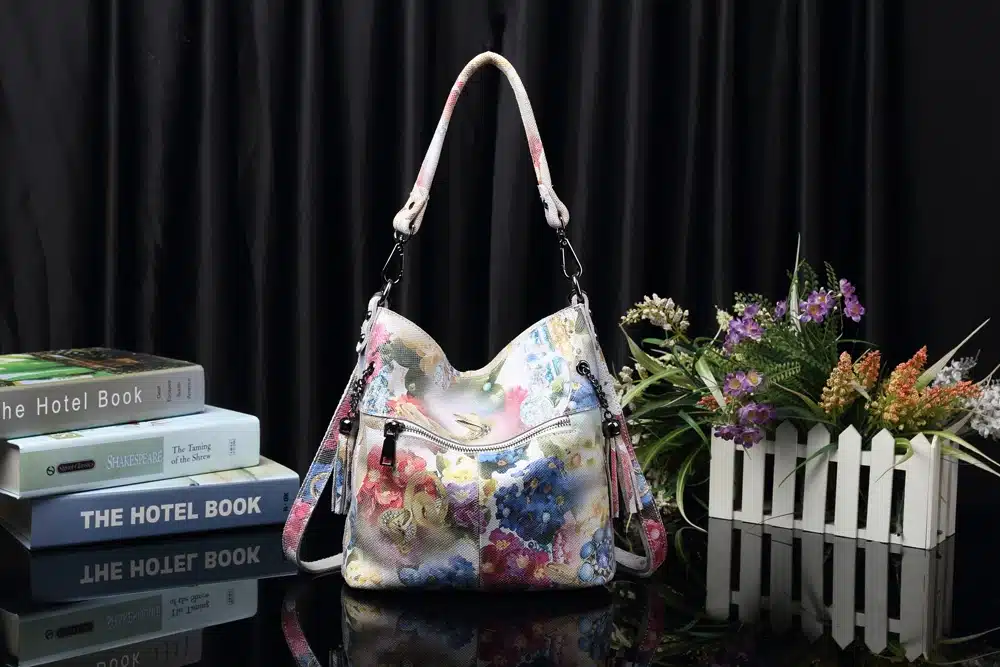Arliwwi Brand High Class Shiny Floral REAL LEATHER Women Handbags Bags Fashion 2019 New Genuine Cow Leather Blossom Designer Bag 13