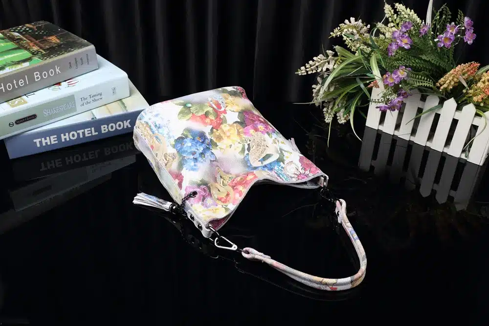 Arliwwi Brand High Class Shiny Floral REAL LEATHER Women Handbags Bags Fashion 2019 New Genuine Cow Leather Blossom Designer Bag 16