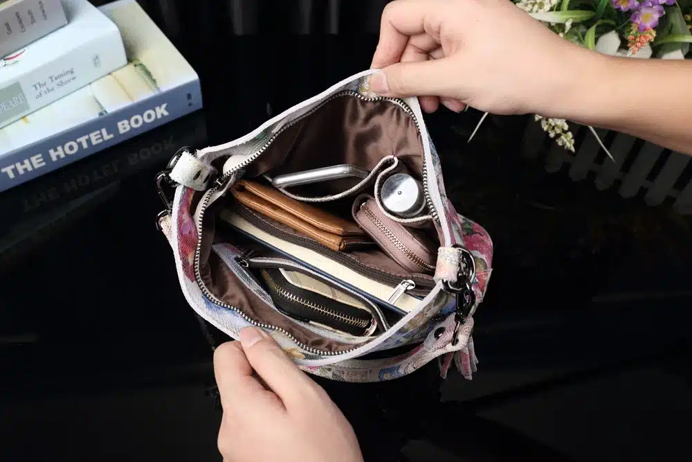 Arliwwi Brand High Class Shiny Floral REAL LEATHER Women Handbags Bags Fashion 2019 New Genuine Cow Leather Blossom Designer Bag 27