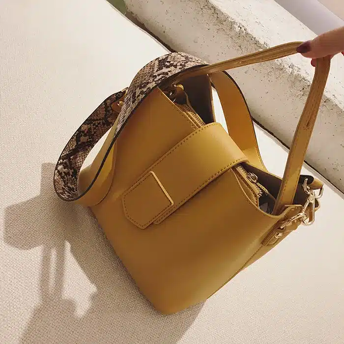 Casual Pu Bucket Bag Women Handbags Serpentine Strap Shoulder Bags Lady Large Capacity Messenger Bags 2019 Sac Crossbody Bag 19