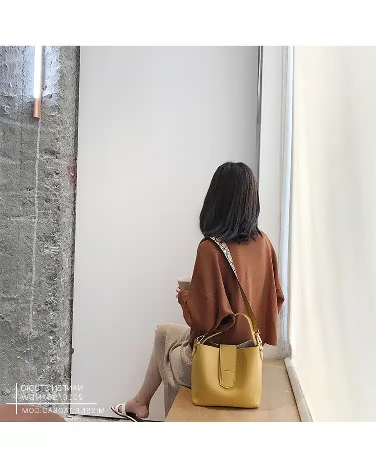 Casual Pu Bucket Bag Women Handbags Serpentine Strap Shoulder Bags Lady Large Capacity Messenger Bags 2019 Sac Crossbody Bag 36