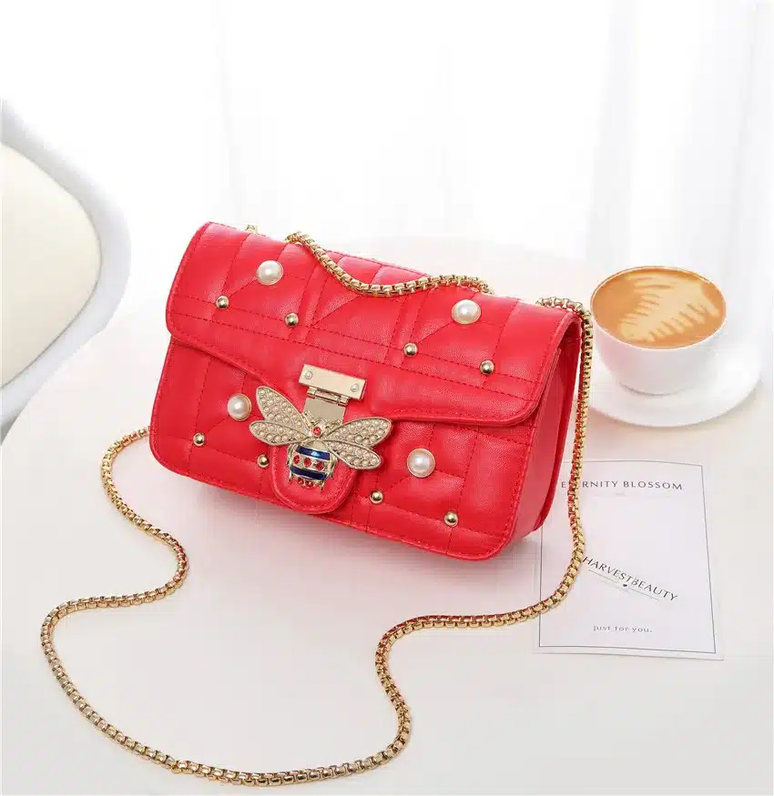 2019 Brands Designer Women Shoulder Bag Chain Strap Flap ladies leather Handbags Messenger Bag women Clutch Bag bee Buckle purse 33