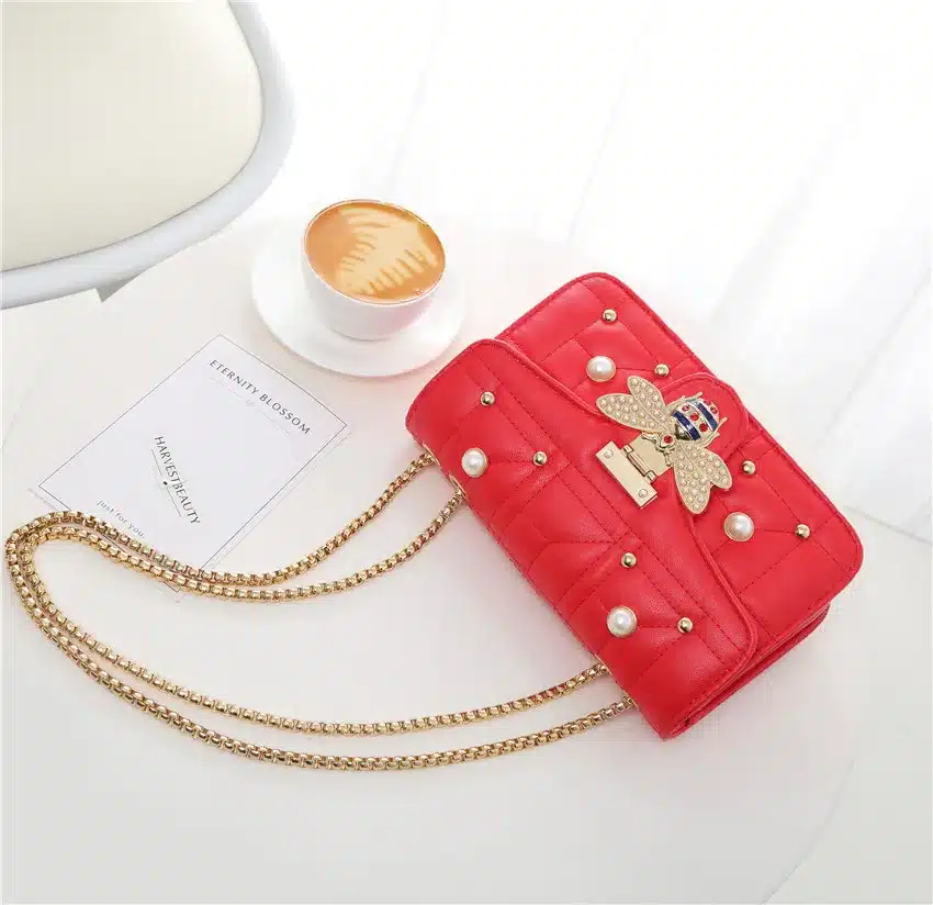 2019 Brands Designer Women Shoulder Bag Chain Strap Flap ladies leather Handbags Messenger Bag women Clutch Bag bee Buckle purse 35