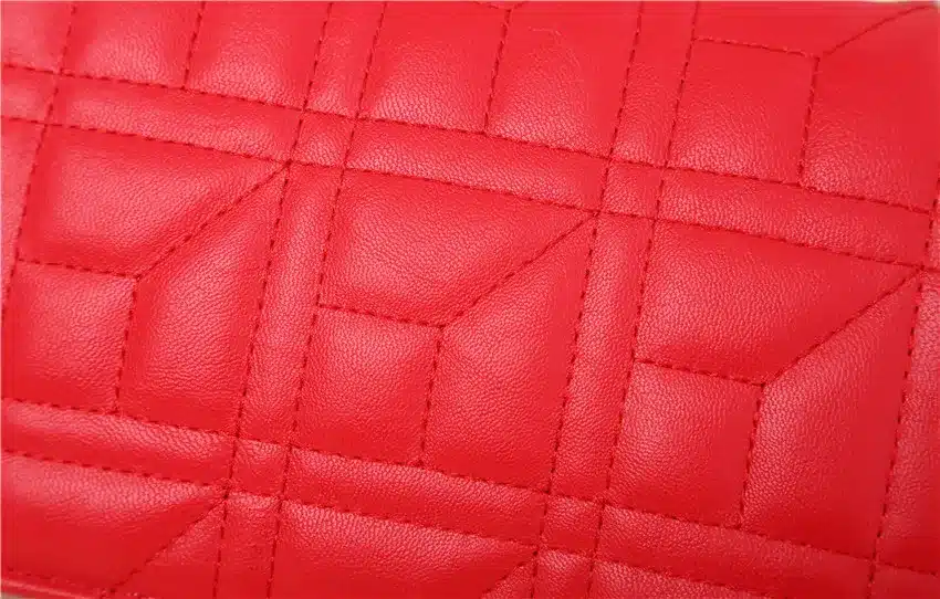 2019 Brands Designer Women Shoulder Bag Chain Strap Flap ladies leather Handbags Messenger Bag women Clutch Bag bee Buckle purse 44