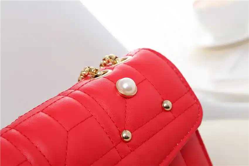 2019 Brands Designer Women Shoulder Bag Chain Strap Flap ladies leather Handbags Messenger Bag women Clutch Bag bee Buckle purse 45