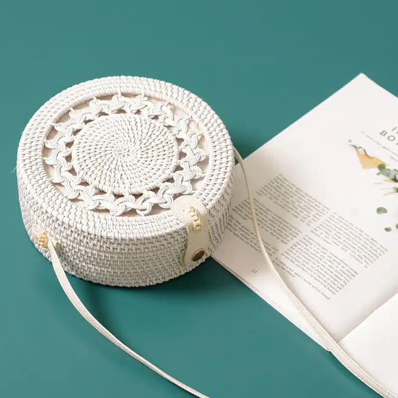 2019 Hot New White Round Rattan Bags For Women Boho Beach Crossbody Bag Straw Handmade Woven Circle Shoulder Bag Female Handbags 13
