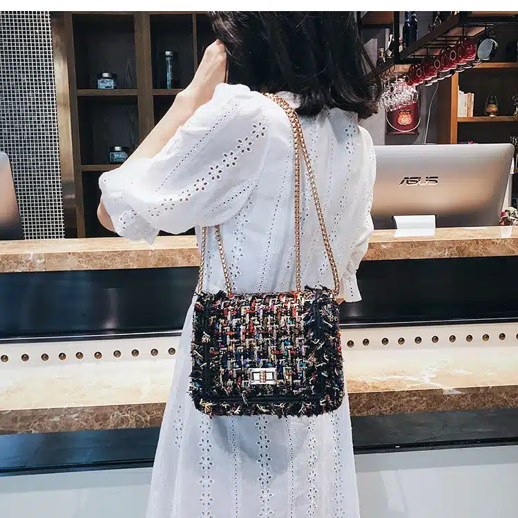 TOYOOSKY Brand Crossbody Bags For Women 2019 Winter Luxury Handbags Designer Small Women Messenger Bags Wool bolsa feminina 13