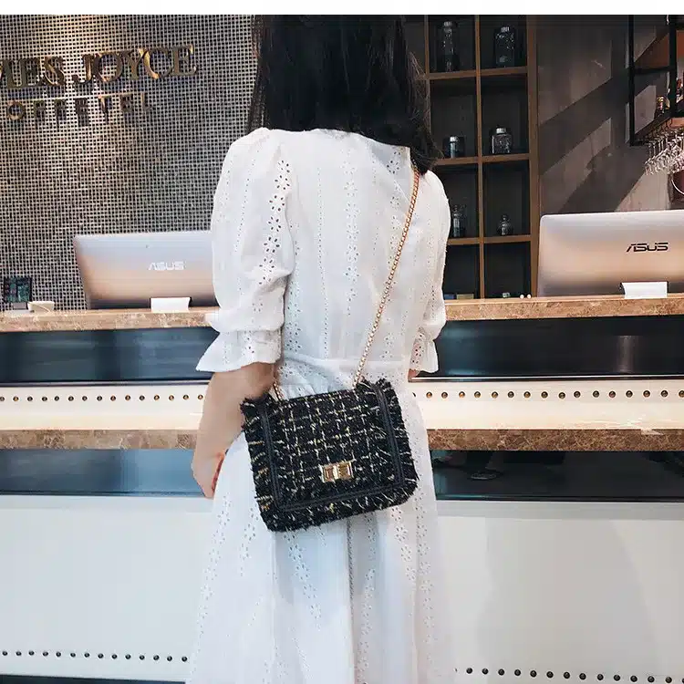 TOYOOSKY Brand Crossbody Bags For Women 2019 Winter Luxury Handbags Designer Small Women Messenger Bags Wool bolsa feminina 14