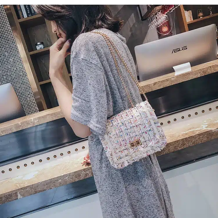 TOYOOSKY Brand Crossbody Bags For Women 2019 Winter Luxury Handbags Designer Small Women Messenger Bags Wool bolsa feminina 15