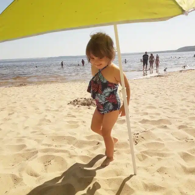 Charmleaks Girls' One Piece Swimsuits Leaf Print Swimwear Ruffle Kids Bikini Adjustable Strap Beach Wear 3