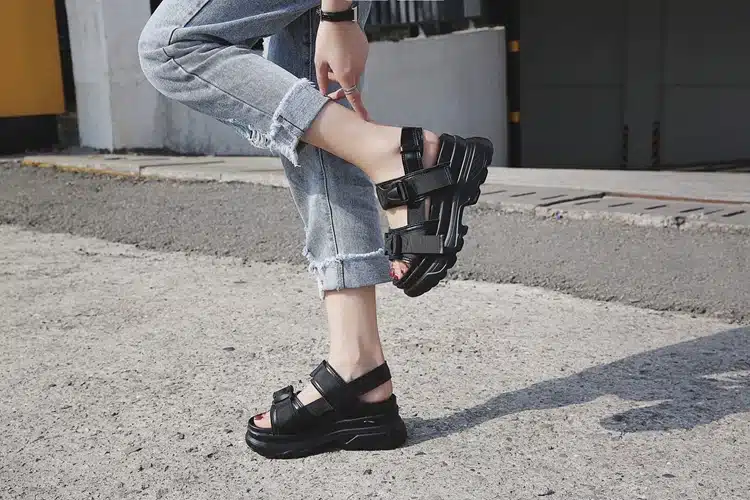COOTELILI Summer Shoes Women Gladiator Sandals Flats Platforms Woman Causal Wedge Shoes Open Toe Black White 15