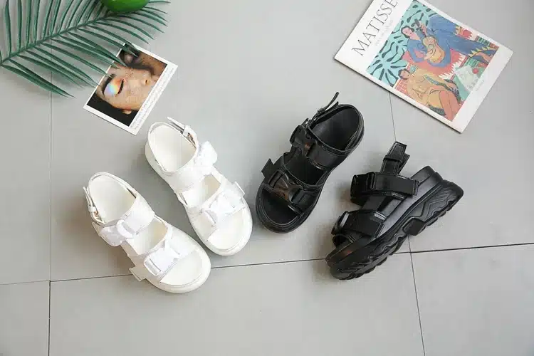 COOTELILI Summer Shoes Women Gladiator Sandals Flats Platforms Woman Causal Wedge Shoes Open Toe Black White 18