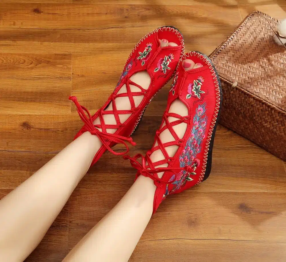 Veowalk Peacock Embroidered Women Peep Toe Gladiator Canvas Sandals Chinese Handmade Lace up Ladies Summer Fabric Flat Shoes 35