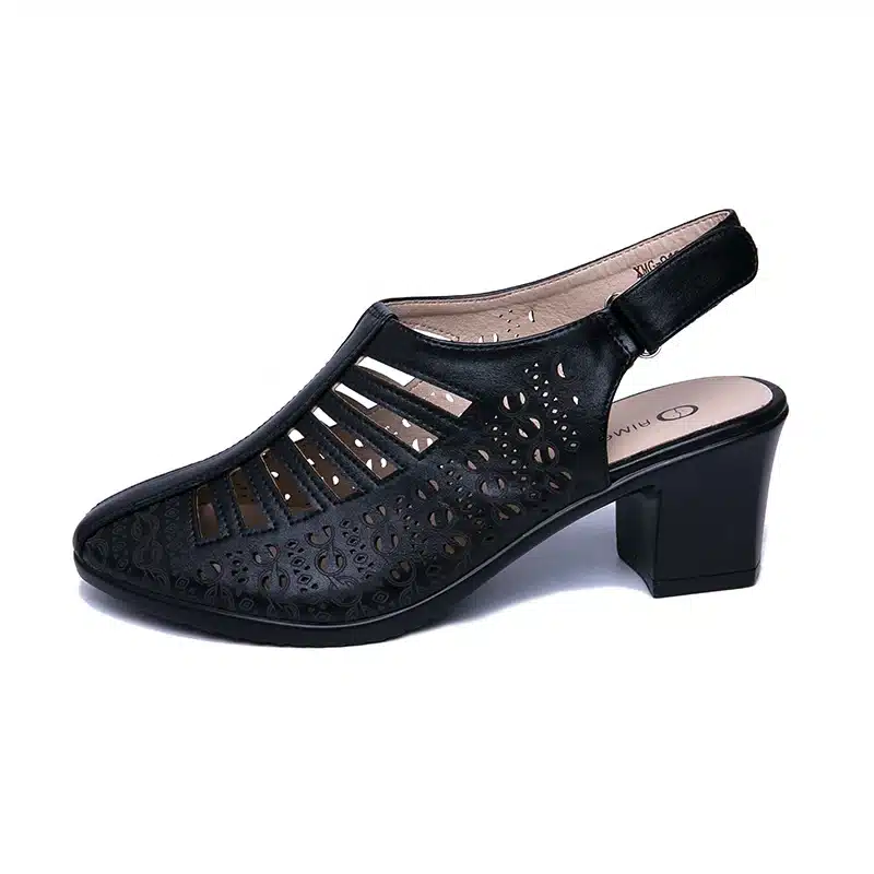 AIMEIGAO 2019 New Women Gladiator Sandals Summer Shoes Black Color Comfortable Heels Women Shoes Hollow out Shoes 16