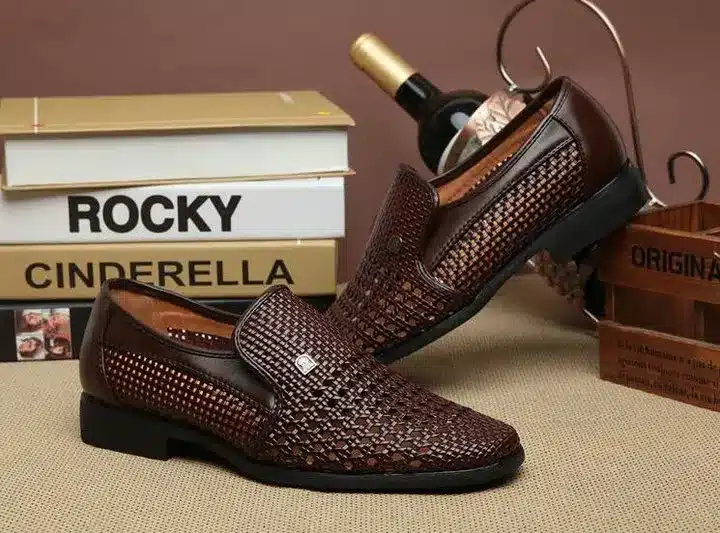 Dad Summer sandals breathable shoes sandals for Middle-aged mens shoes cut-outs shoes slip on mens leather sandals AD-02 20
