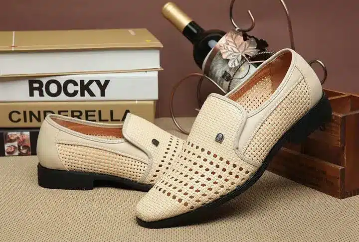 Dad Summer sandals breathable shoes sandals for Middle-aged mens shoes cut-outs shoes slip on mens leather sandals AD-02 24
