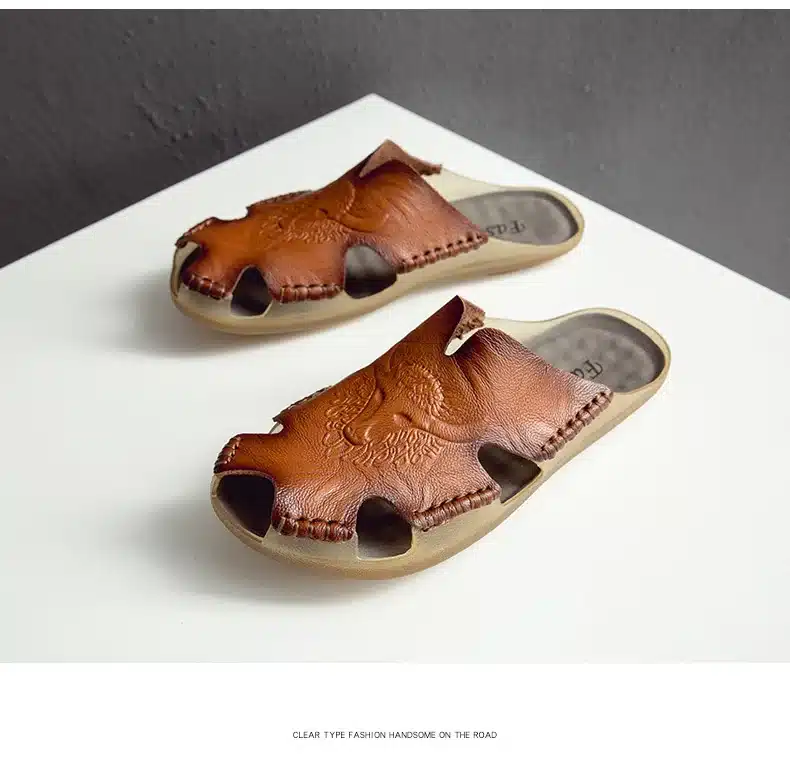 Summer Breathable Men's Sandals Soft Leather Casual Shoes Comfortable Flats Man slippers Roman Style Beach Sandals 25