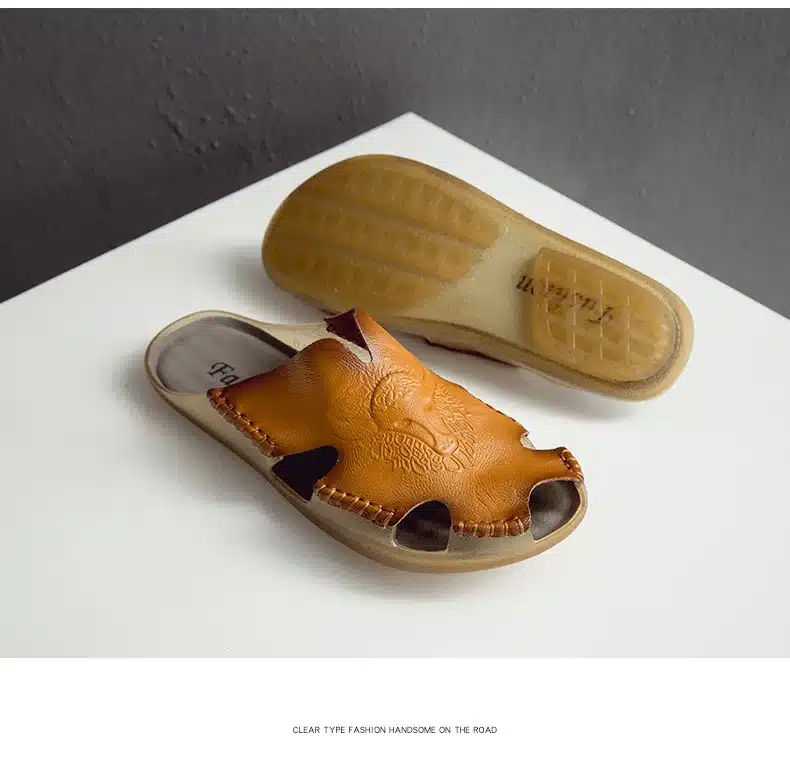 Summer Breathable Men's Sandals Soft Leather Casual Shoes Comfortable Flats Man slippers Roman Style Beach Sandals 26
